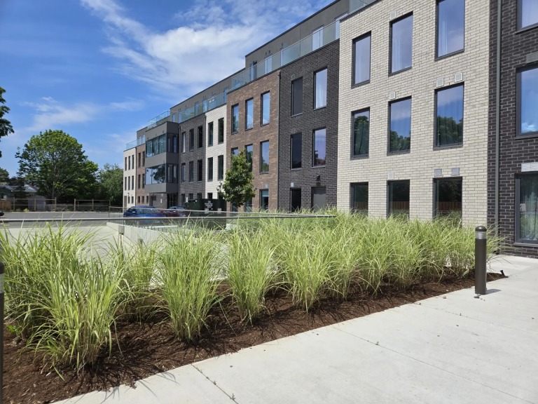 CAEEDAR 2 bedroom apartment building exterior, 325 University Ave W, Cobourg